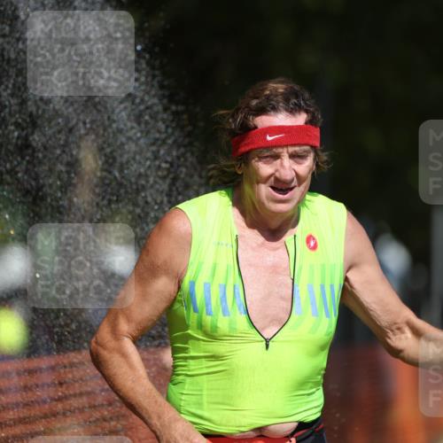07.09.2025 - 19. Norderstedt Triathlon Michael Strokosch http://msf.ph/oto/8750382 07.09.2025 12:43:14 Laufen 818, 1294, 1351, 1379 meine-sportfotos.de