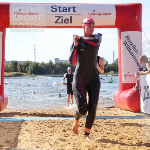 07.09.2025 - 19. Norderstedt Triathlon Luisa Fischer http://msf.ph/oto/8750393 07.09.2025 11:15:38 Schwimmen 768, 1258, 1333 meine-sportfotos.de