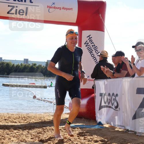 07.09.2025 - 19. Norderstedt Triathlon Luisa Fischer http://msf.ph/oto/8750428 07.09.2025 15:23:57 Schwimmen 1437, 1448 meine-sportfotos.de