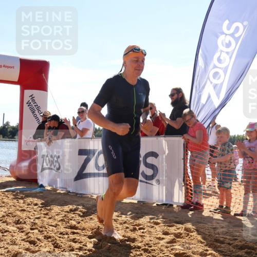 07.09.2025 - 19. Norderstedt Triathlon Luisa Fischer http://msf.ph/oto/8750442 07.09.2025 15:23:58 Schwimmen 1437, 1448 meine-sportfotos.de