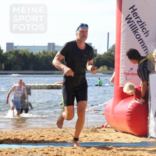 07.09.2025 - 19. Norderstedt Triathlon Luisa Fischer http://msf.ph/oto/8750455 07.09.2025 11:15:50 Schwimmen 237, 768, 1258, 1348 meine-sportfotos.de