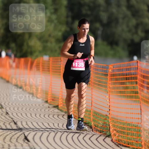 07.09.2025 - 19. Norderstedt Triathlon Michael Strokosch http://msf.ph/oto/8750463 07.09.2025 10:29:59 Laufen 1135 meine-sportfotos.de
