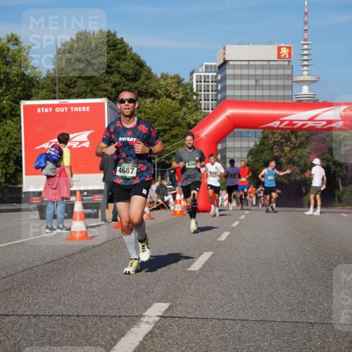 07.09.2025 - BARMER Alsterlauf Yannick Fuchs http://msf.ph/oto/8750473 07.09.2025 09:34:54 Laufen 4687, 8389 meine-sportfotos.de