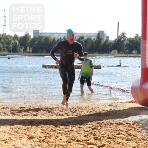 07.09.2025 - 19. Norderstedt Triathlon Luisa Fischer http://msf.ph/oto/8750475 07.09.2025 15:26:06 Schwimmen 504 meine-sportfotos.de
