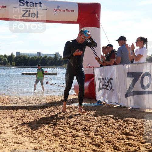 07.09.2025 - 19. Norderstedt Triathlon Luisa Fischer http://msf.ph/oto/8750494 07.09.2025 15:26:08 Schwimmen 504 meine-sportfotos.de