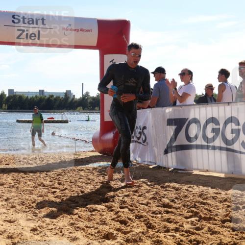 07.09.2025 - 19. Norderstedt Triathlon Luisa Fischer http://msf.ph/oto/8750497 07.09.2025 15:26:08 Schwimmen 504 meine-sportfotos.de
