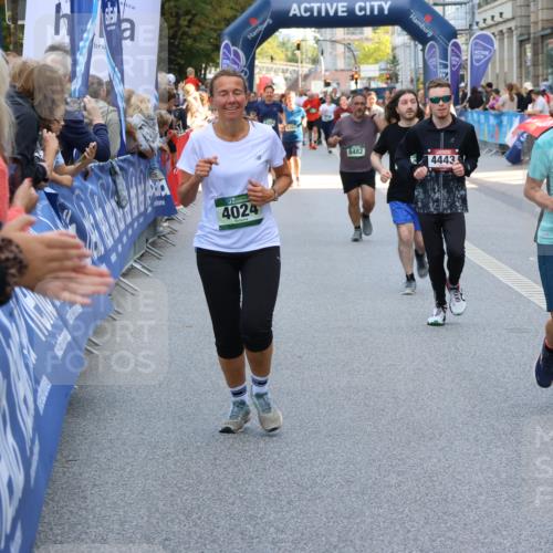07.09.2025 - BARMER Alsterlauf Strokosch-Dieckow http://msf.ph/oto/8750499 07.09.2025 10:15:39 Ziel 2321, 2343, 2354, 2407, 2690, 2943, 2961, 2974, 3014, 3429, 3430, 3539, 3540, 3621, 3648, 3649, 3742, 3772, 3774, 3817, 4209, 4221, 4268, 4315, 4318, 4468, 4538, 4719, 4720, 4768, 5121, 5507, 5563, 8222 meine-sportfotos.de