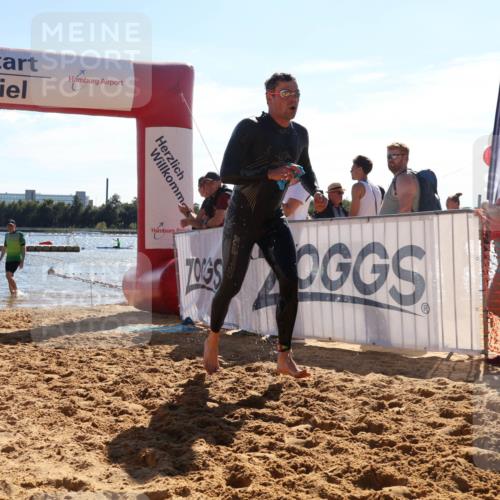 07.09.2025 - 19. Norderstedt Triathlon Luisa Fischer http://msf.ph/oto/8750502 07.09.2025 15:26:08 Schwimmen 504 meine-sportfotos.de