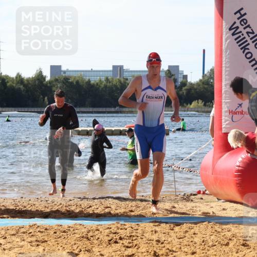 07.09.2025 - 19. Norderstedt Triathlon Luisa Fischer http://msf.ph/oto/8750504 07.09.2025 11:15:55 Schwimmen 186, 237, 1348, 1363 meine-sportfotos.de