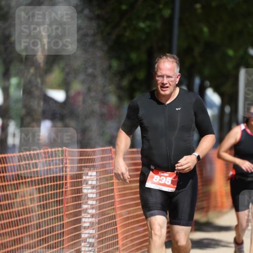 07.09.2025 - 19. Norderstedt Triathlon Michael Strokosch http://msf.ph/oto/8750523 07.09.2025 12:43:29 Laufen 835, 1268, 1380 meine-sportfotos.de