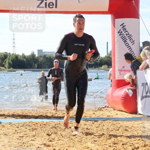 07.09.2025 - 19. Norderstedt Triathlon Luisa Fischer http://msf.ph/oto/8750540 07.09.2025 11:15:59 Schwimmen 186, 190, 237, 1348, 1363 meine-sportfotos.de