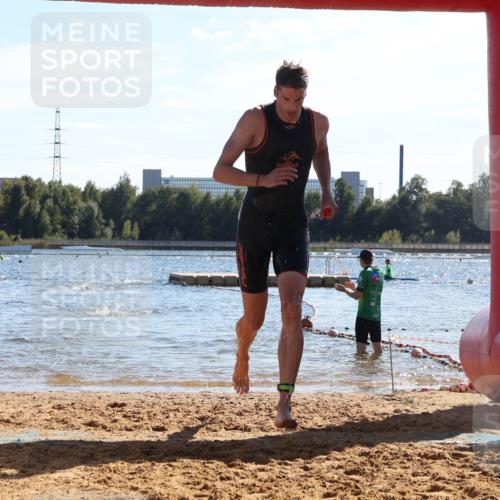 07.09.2025 - 19. Norderstedt Triathlon Luisa Fischer http://msf.ph/oto/8750542 07.09.2025 15:27:08 Schwimmen 522 meine-sportfotos.de