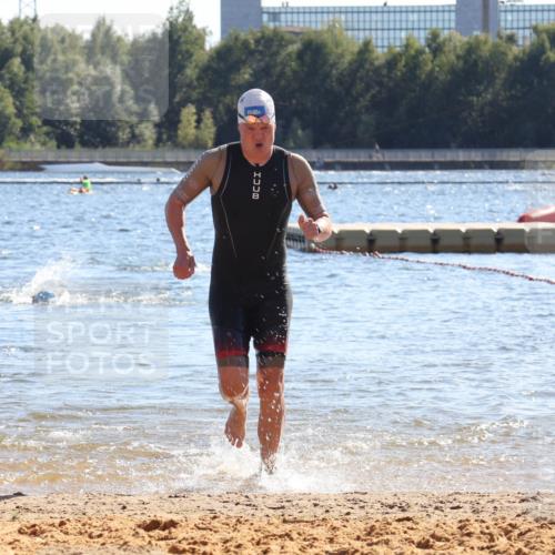 07.09.2025 - 19. Norderstedt Triathlon Luisa Fischer http://msf.ph/oto/8750562 07.09.2025 15:27:22 Schwimmen 508 meine-sportfotos.de
