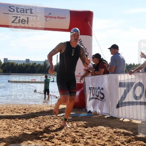 07.09.2025 - 19. Norderstedt Triathlon Luisa Fischer http://msf.ph/oto/8750590 07.09.2025 15:27:25 Schwimmen 508 meine-sportfotos.de