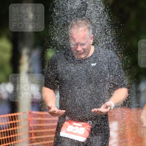 07.09.2025 - 19. Norderstedt Triathlon Michael Strokosch http://msf.ph/oto/8750597 07.09.2025 12:43:32 Laufen 835, 1268, 1380 meine-sportfotos.de