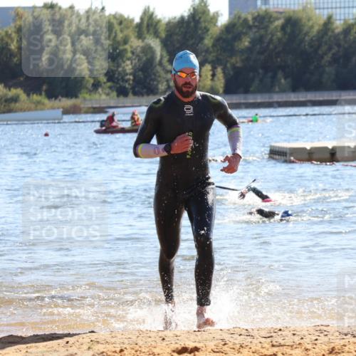 07.09.2025 - 19. Norderstedt Triathlon Luisa Fischer http://msf.ph/oto/8750604 07.09.2025 15:27:40 Schwimmen 514 meine-sportfotos.de