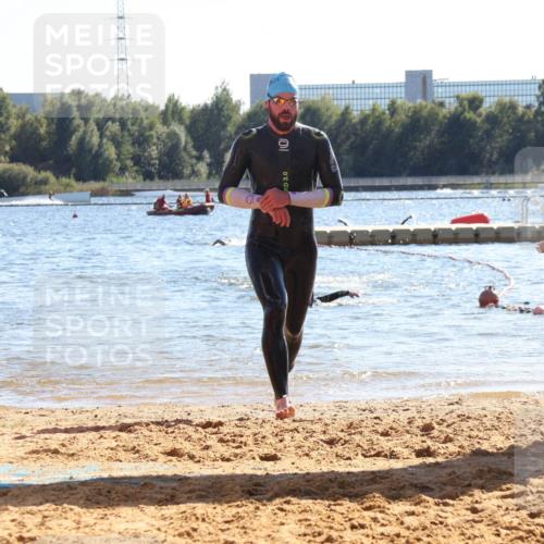 07.09.2025 - 19. Norderstedt Triathlon Luisa Fischer http://msf.ph/oto/8750611 07.09.2025 15:27:41 Schwimmen 514 meine-sportfotos.de