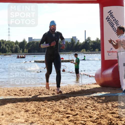 07.09.2025 - 19. Norderstedt Triathlon Luisa Fischer http://msf.ph/oto/8750623 07.09.2025 15:27:42 Schwimmen 514 meine-sportfotos.de