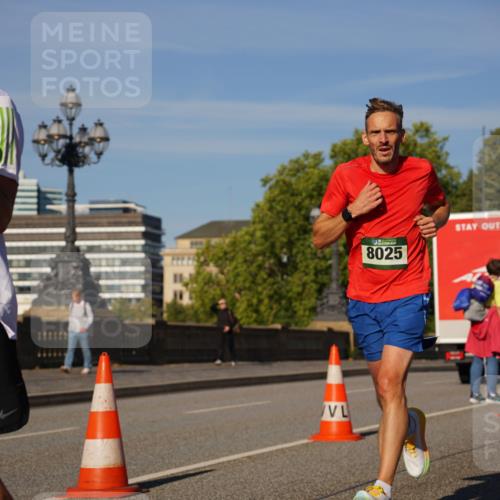 07.09.2025 - BARMER Alsterlauf Yannick Fuchs http://msf.ph/oto/8750628 07.09.2025 09:35:02 Laufen 136, 6066, 8025 meine-sportfotos.de