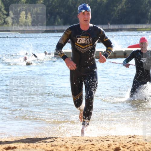 07.09.2025 - 19. Norderstedt Triathlon Luisa Fischer http://msf.ph/oto/8750648 07.09.2025 15:27:51 Schwimmen 514, 517, 537 meine-sportfotos.de