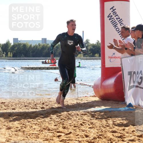 07.09.2025 - 19. Norderstedt Triathlon Luisa Fischer http://msf.ph/oto/8750693 07.09.2025 15:27:56 Schwimmen 517, 537 meine-sportfotos.de
