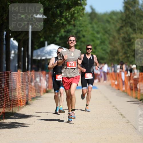 07.09.2025 - 19. Norderstedt Triathlon Michael Strokosch http://msf.ph/oto/8750700 07.09.2025 12:44:08 Laufen 212, 701, 850 meine-sportfotos.de