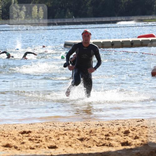 07.09.2025 - 19. Norderstedt Triathlon Luisa Fischer http://msf.ph/oto/8750706 07.09.2025 15:28:13 Schwimmen 498 meine-sportfotos.de