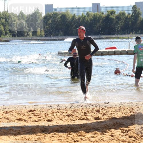 07.09.2025 - 19. Norderstedt Triathlon Luisa Fischer http://msf.ph/oto/8750726 07.09.2025 15:28:15 Schwimmen 498 meine-sportfotos.de