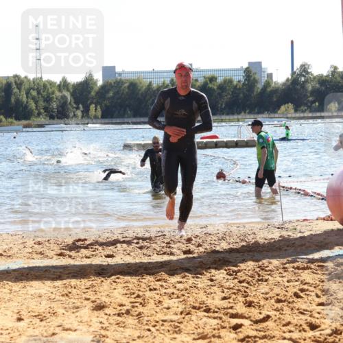 07.09.2025 - 19. Norderstedt Triathlon Luisa Fischer http://msf.ph/oto/8750742 07.09.2025 15:28:17 Schwimmen 498, 550 meine-sportfotos.de