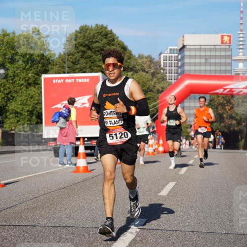 07.09.2025 - BARMER Alsterlauf Yannick Fuchs http://msf.ph/oto/8750743 07.09.2025 09:35:12 Laufen 5120 meine-sportfotos.de