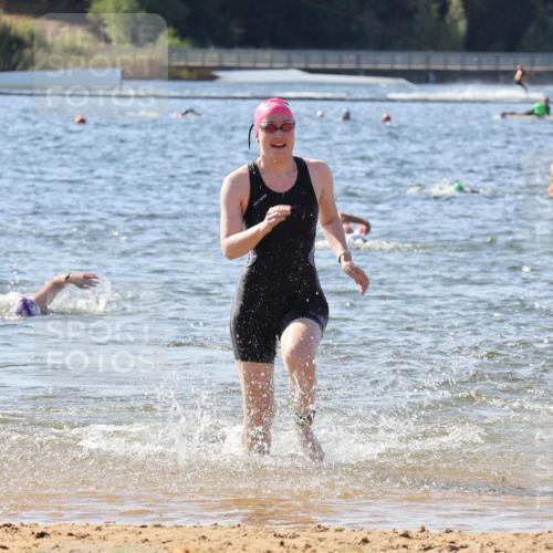 07.09.2025 - 19. Norderstedt Triathlon Luisa Fischer http://msf.ph/oto/8750750 07.09.2025 11:17:05 Schwimmen 280, 1288 meine-sportfotos.de