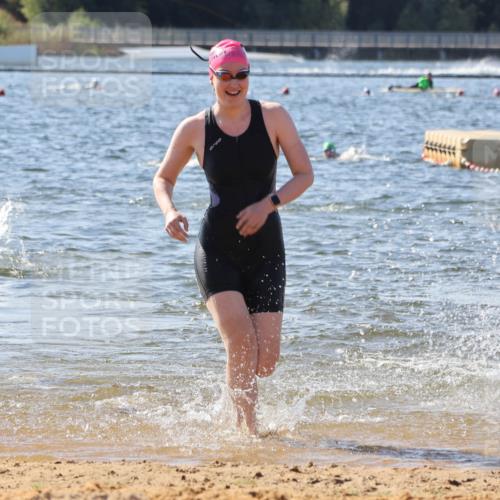 07.09.2025 - 19. Norderstedt Triathlon Luisa Fischer http://msf.ph/oto/8750758 07.09.2025 11:17:05 Schwimmen 280, 1288 meine-sportfotos.de