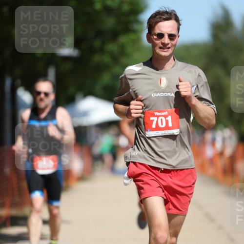 07.09.2025 - 19. Norderstedt Triathlon Michael Strokosch http://msf.ph/oto/8750779 07.09.2025 12:44:12 Laufen 212, 701, 850 meine-sportfotos.de