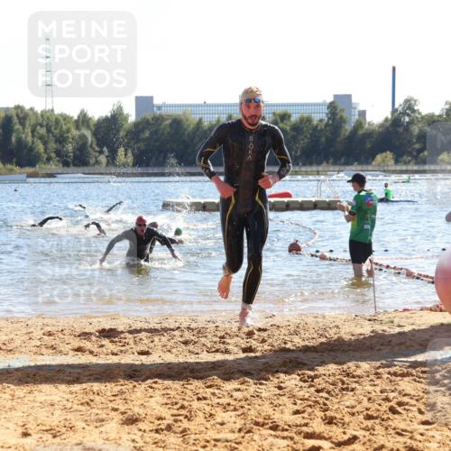 07.09.2025 - 19. Norderstedt Triathlon Luisa Fischer http://msf.ph/oto/8750784 07.09.2025 15:28:22 Schwimmen 498, 550 meine-sportfotos.de
