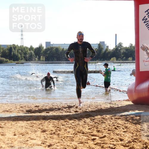 07.09.2025 - 19. Norderstedt Triathlon Luisa Fischer http://msf.ph/oto/8750785 07.09.2025 15:28:22 Schwimmen 498, 550 meine-sportfotos.de