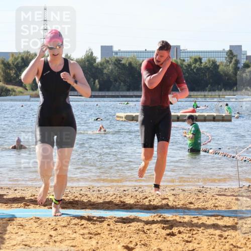07.09.2025 - 19. Norderstedt Triathlon Luisa Fischer http://msf.ph/oto/8750793 07.09.2025 11:17:08 Schwimmen 280, 1288 meine-sportfotos.de