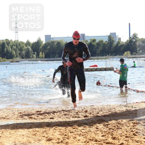 07.09.2025 - 19. Norderstedt Triathlon Luisa Fischer http://msf.ph/oto/8750826 07.09.2025 15:28:28 Schwimmen 498, 499, 513, 550 meine-sportfotos.de