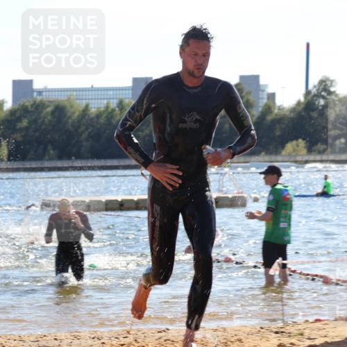 07.09.2025 - 19. Norderstedt Triathlon Luisa Fischer http://msf.ph/oto/8750850 07.09.2025 15:28:31 Schwimmen 499, 513, 550 meine-sportfotos.de