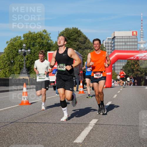 07.09.2025 - BARMER Alsterlauf Yannick Fuchs http://msf.ph/oto/8750853 07.09.2025 09:35:14 Laufen 2871, 3690, 2799, 4652 meine-sportfotos.de