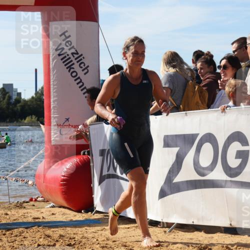 07.09.2025 - 19. Norderstedt Triathlon Luisa Fischer http://msf.ph/oto/8750854 07.09.2025 11:17:24 Schwimmen 773 meine-sportfotos.de