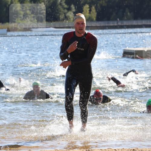 07.09.2025 - 19. Norderstedt Triathlon Luisa Fischer http://msf.ph/oto/8750865 07.09.2025 15:28:34 Schwimmen 499, 510, 513, 550 meine-sportfotos.de
