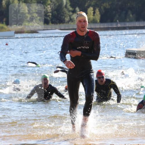 07.09.2025 - 19. Norderstedt Triathlon Luisa Fischer http://msf.ph/oto/8750867 07.09.2025 15:28:34 Schwimmen 499, 510, 513, 550 meine-sportfotos.de