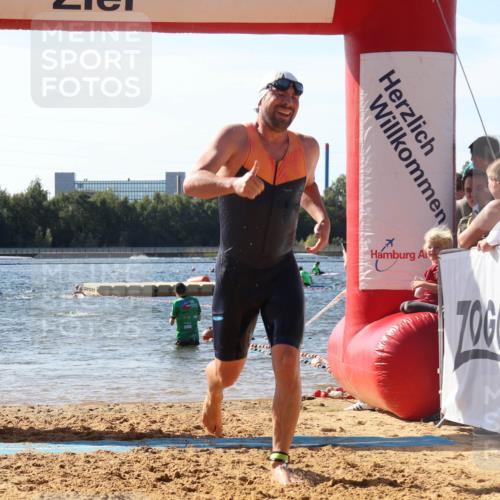 07.09.2025 - 19. Norderstedt Triathlon Luisa Fischer http://msf.ph/oto/8750877 07.09.2025 11:17:35 Schwimmen 773, 1365 meine-sportfotos.de