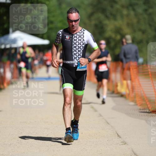 07.09.2025 - 19. Norderstedt Triathlon Michael Strokosch http://msf.ph/oto/8750883 07.09.2025 12:44:24 Laufen 898, 1361 meine-sportfotos.de
