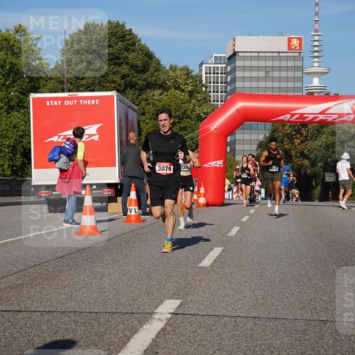07.09.2025 - BARMER Alsterlauf Yannick Fuchs http://msf.ph/oto/8751000 07.09.2025 09:35:23 Laufen 3079, 339 meine-sportfotos.de