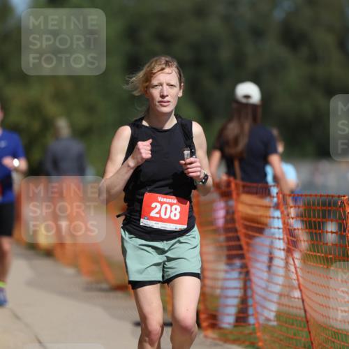 07.09.2025 - 19. Norderstedt Triathlon Michael Strokosch http://msf.ph/oto/8751010 07.09.2025 12:44:33 Laufen 208, 725, 1231, 1361 meine-sportfotos.de