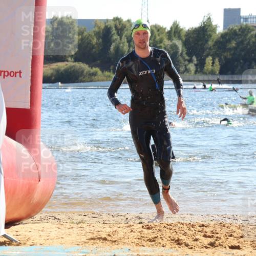07.09.2025 - 19. Norderstedt Triathlon Luisa Fischer http://msf.ph/oto/8751131 07.09.2025 15:29:08 Schwimmen 512, 521, 528 meine-sportfotos.de