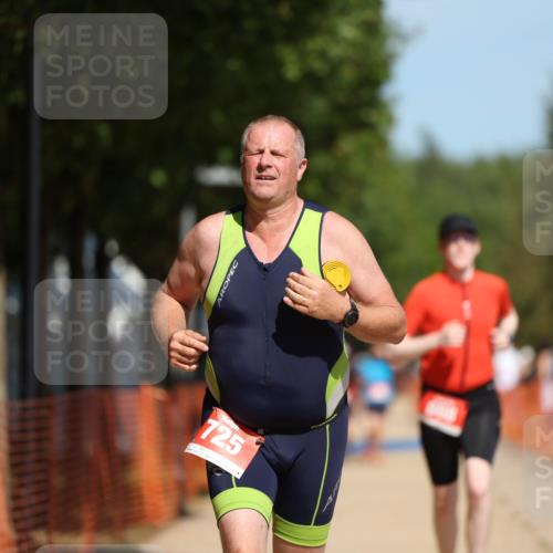 07.09.2025 - 19. Norderstedt Triathlon Michael Strokosch http://msf.ph/oto/8751146 07.09.2025 12:44:40 Laufen 725, 808, 1231 meine-sportfotos.de