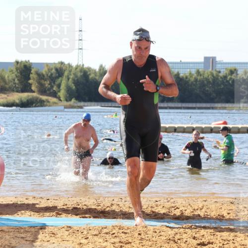 07.09.2025 - 19. Norderstedt Triathlon Luisa Fischer http://msf.ph/oto/8751150 07.09.2025 11:18:36 Schwimmen 148, 253, 278, 826, 1217, 1306 meine-sportfotos.de