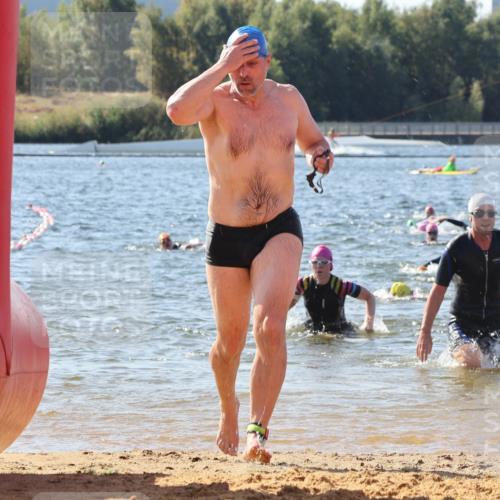 07.09.2025 - 19. Norderstedt Triathlon Luisa Fischer http://msf.ph/oto/8751174 07.09.2025 11:18:39 Schwimmen 148, 253, 278, 822, 826, 1217, 1306 meine-sportfotos.de